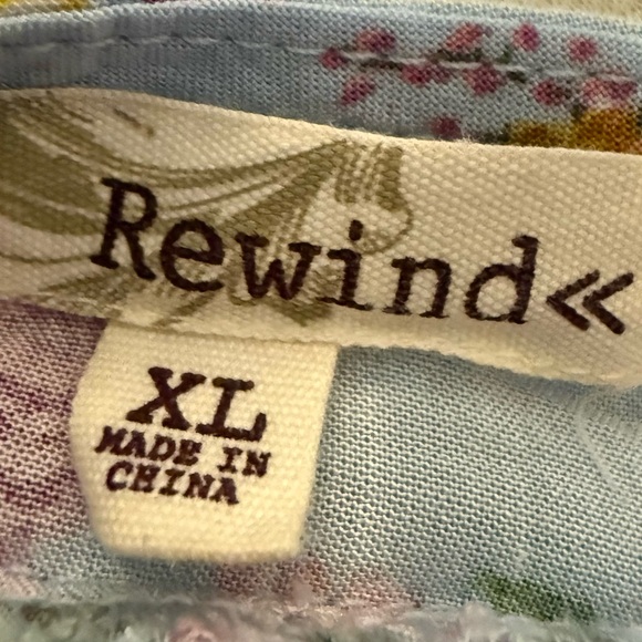 💕 Rewind Floral XL High-Low Maxi Dress – Flowy and Feminine 🌸✨ - Picture 7 of 7